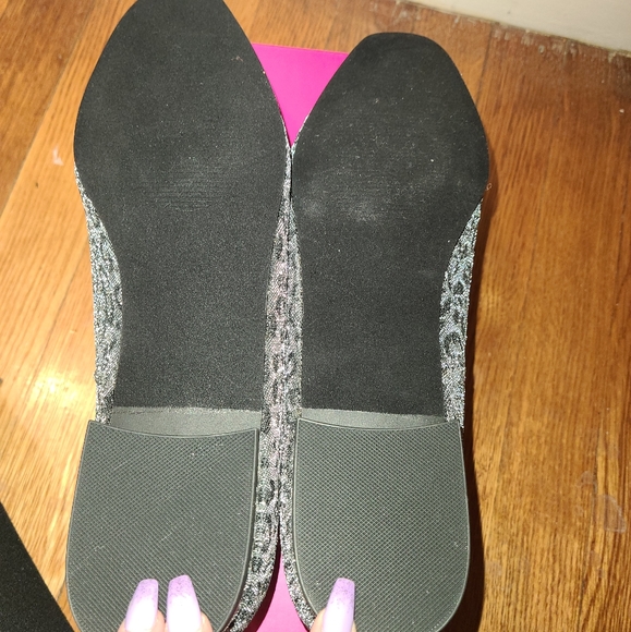 Women's Leopard Print Loafers - Picture 4 of 4